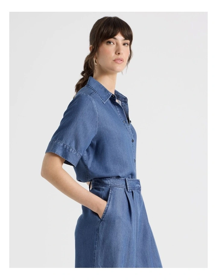 Short Sleeve Boxy Chambray Shirt in Blue image 3