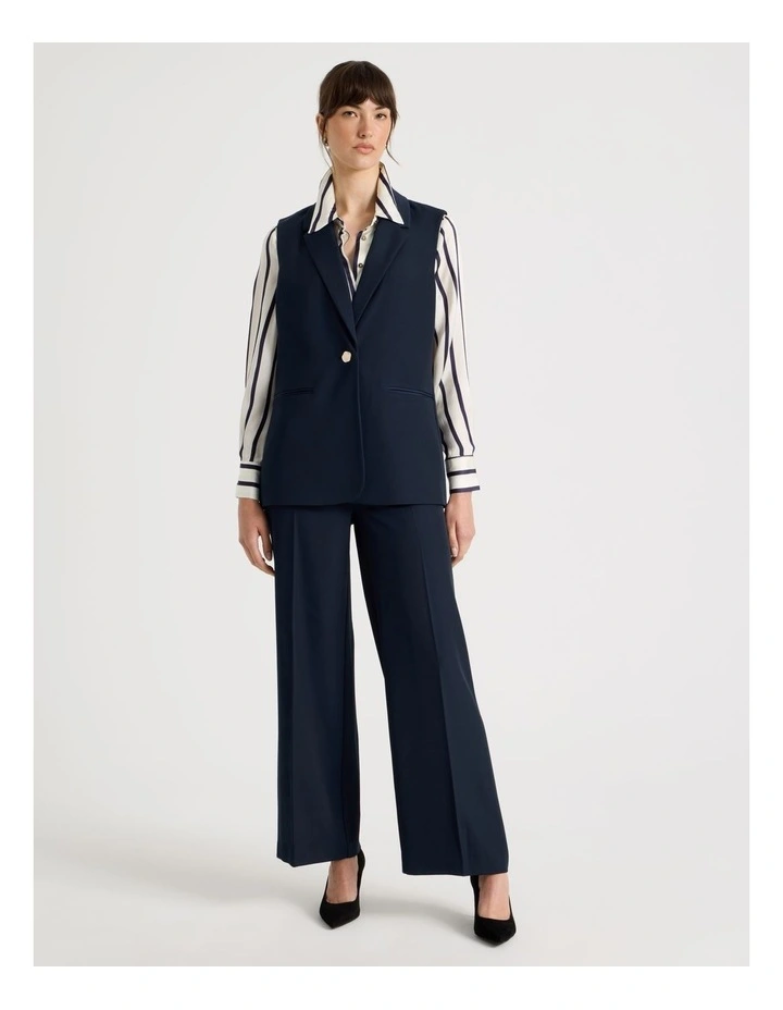 Drape Twill Vest in Navy image 2