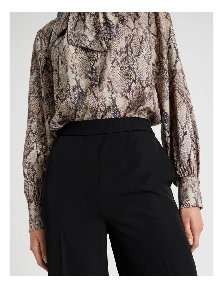 Drape Twill Wide Leg Pants in Black image 4