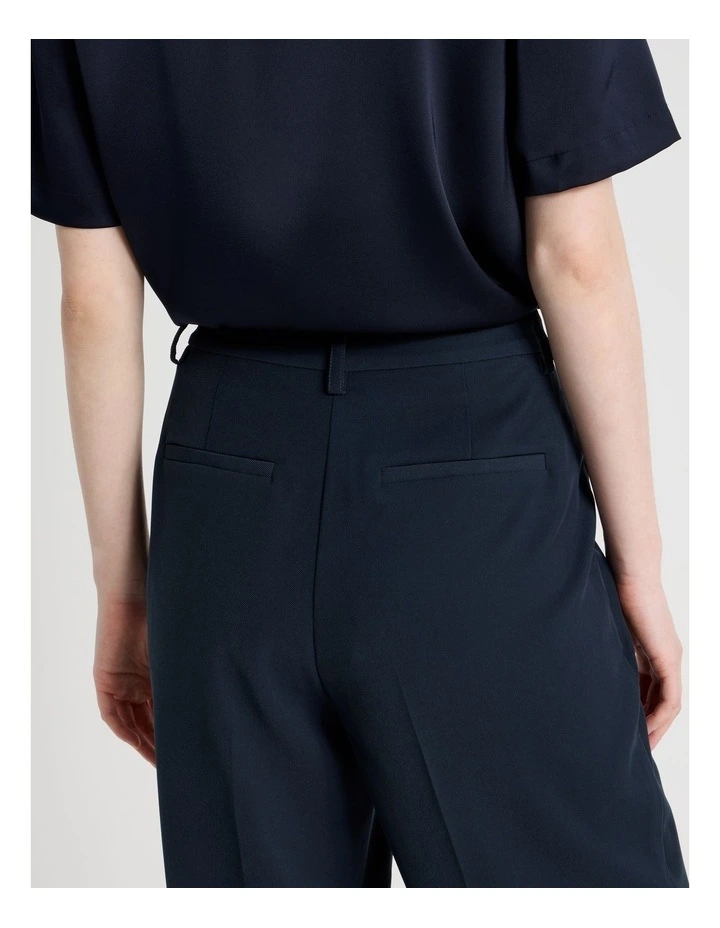 Straight Leg Pant in Navy image 7