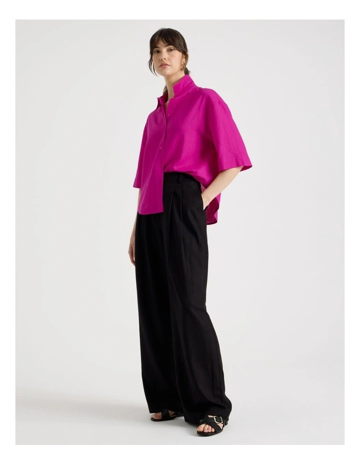 Wide Leg Pant with Exposed Pockets in Black image 3