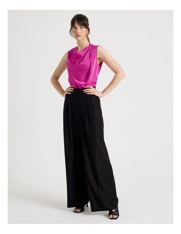 Wide Leg Pant with Exposed Pockets in Black image 7
