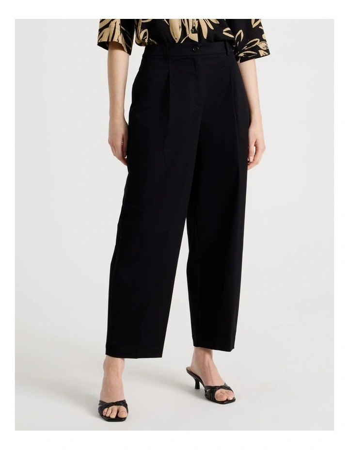 Poplin Barrel Leg Pant in Black image 5