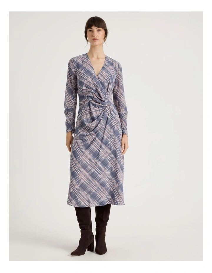 Long Sleeve Gathered Side Midi Dress in Check Print image 5