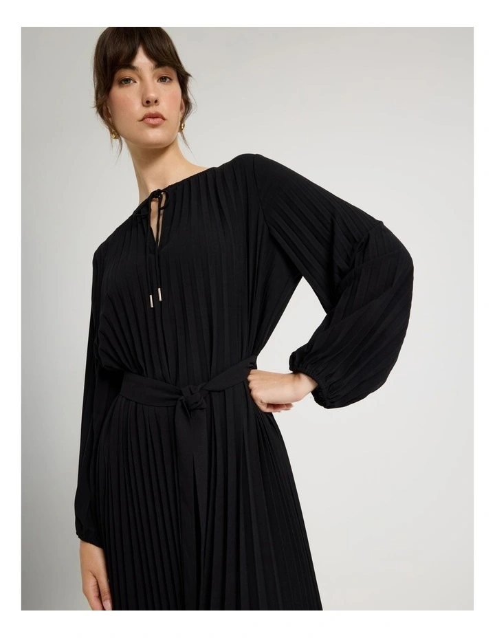 Long Sleeve Pleated Crepe Midi Dress in Black image 4