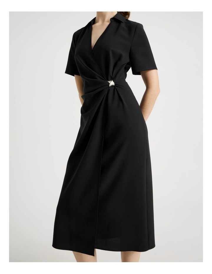 Short Sleeve Hardware Detail Midi Dress in Black image 4
