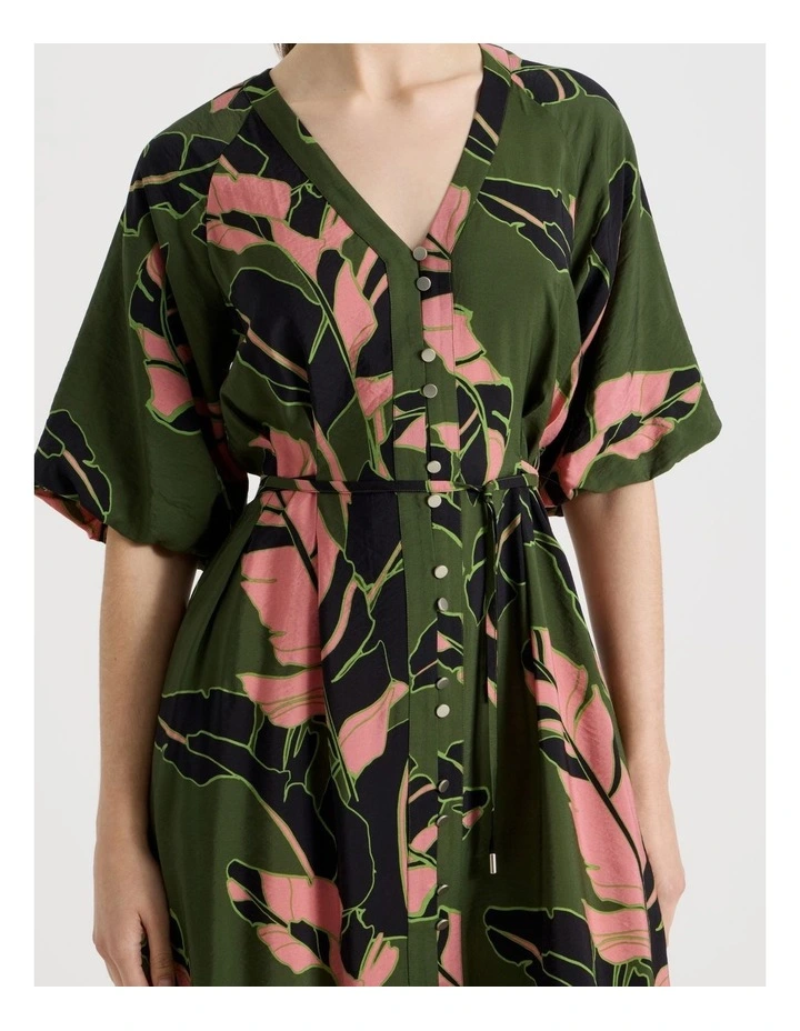 Short Sleeve Button Detail Midi Dress in Palm Moss Print image 7