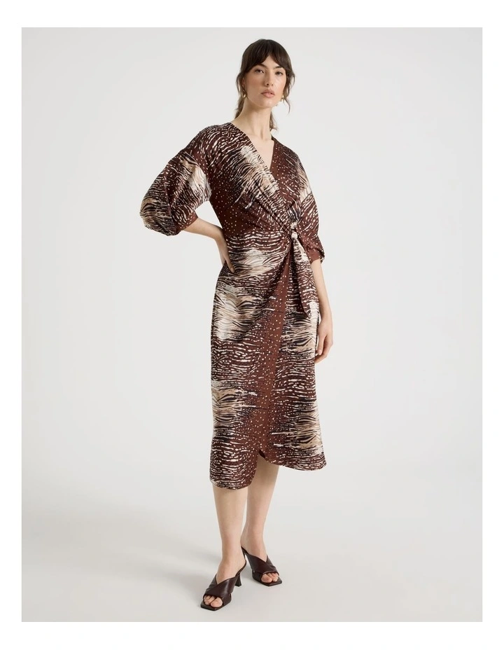 Short Sleeve Wrap Tuck Midi Dress in Animal Print image 3