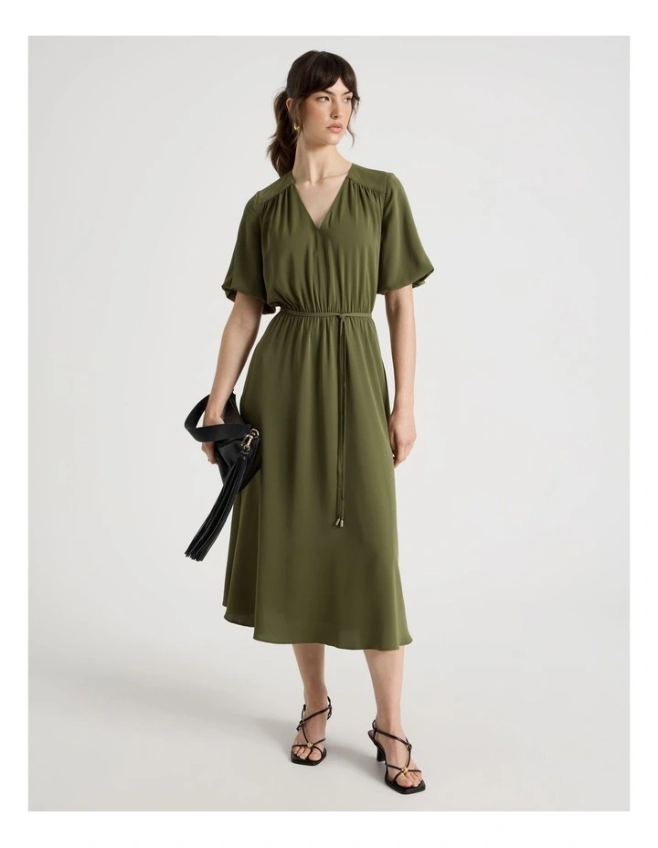 Short Sleeve Tie Detail Midi Dress in Dark Green image 2