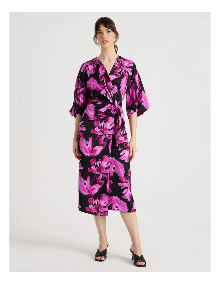 Short Sleeve Wrap Tuck Midi Dress in Pink Floral Print image 5