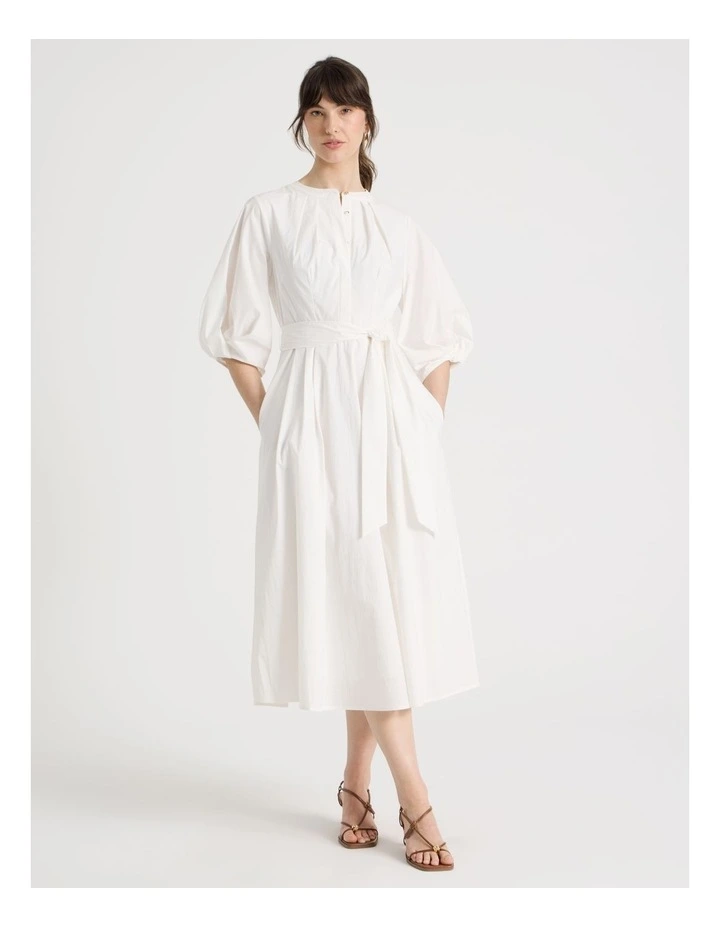 Short Sleeve Crisp Tuck Poplin Midi Dress in White image 4