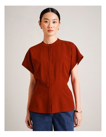 Crimson colour