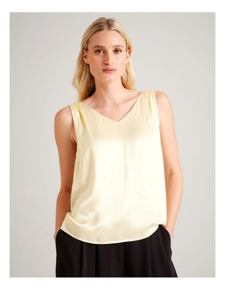 V-Neck Tank in Light Yellow image 2