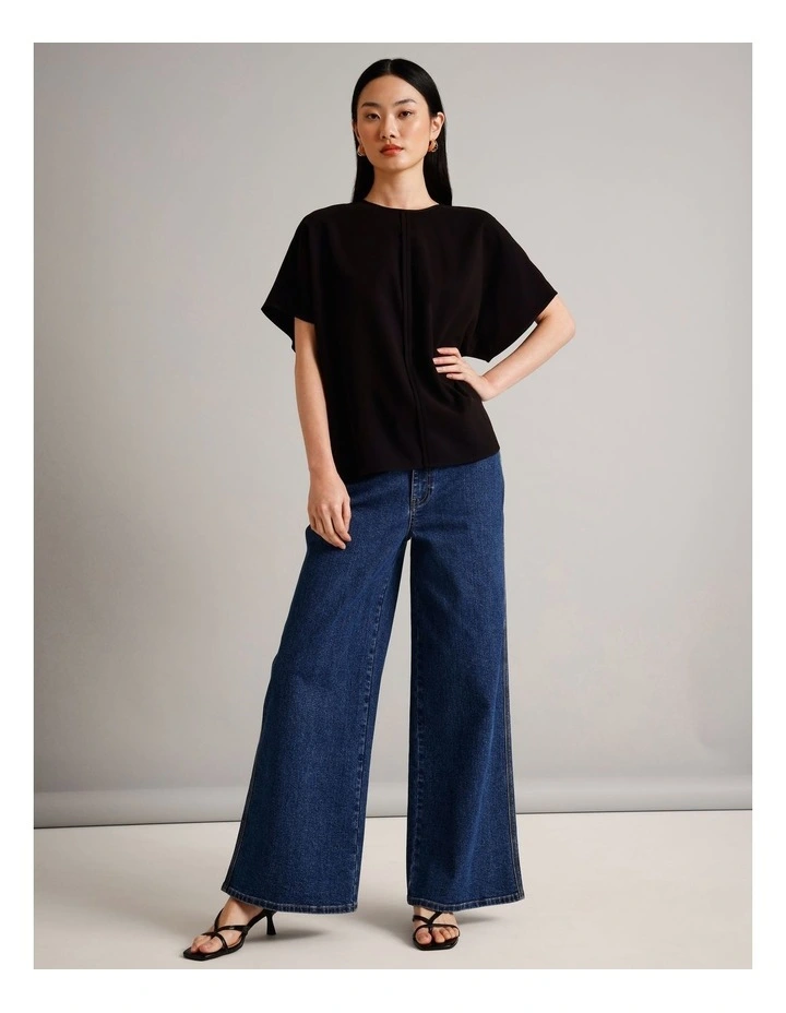 Viscose Blend Keyhole Top in Black image 2
