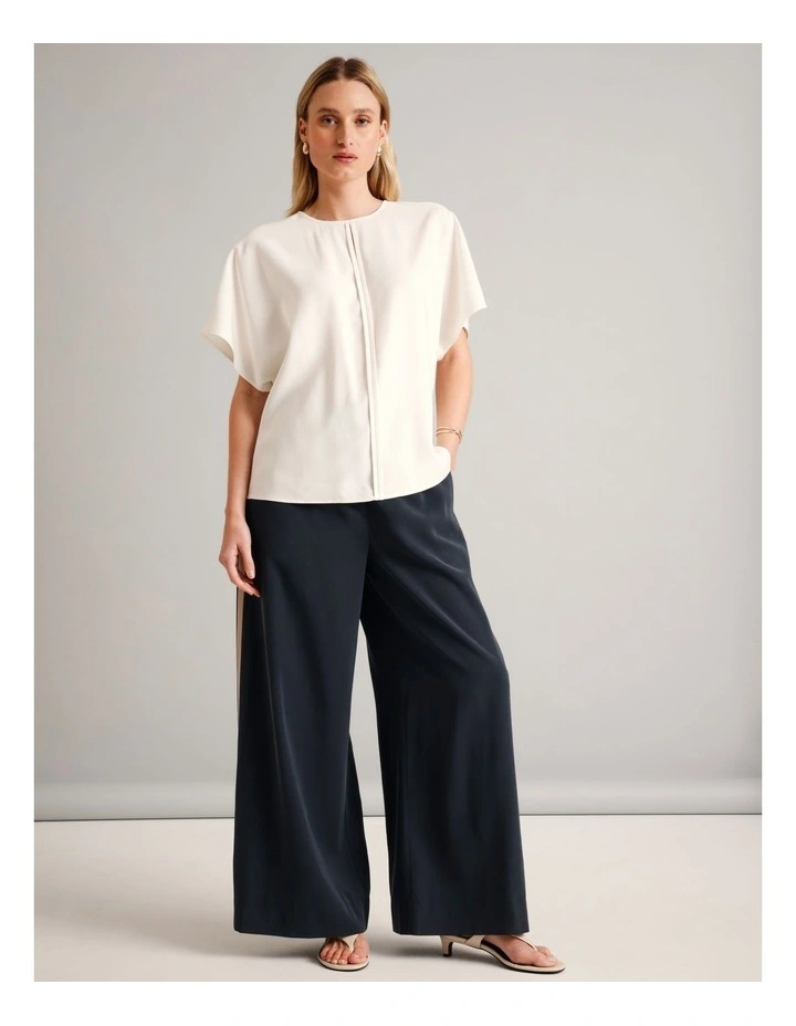 Viscose Blend Keyhole Top in Ecru image 2