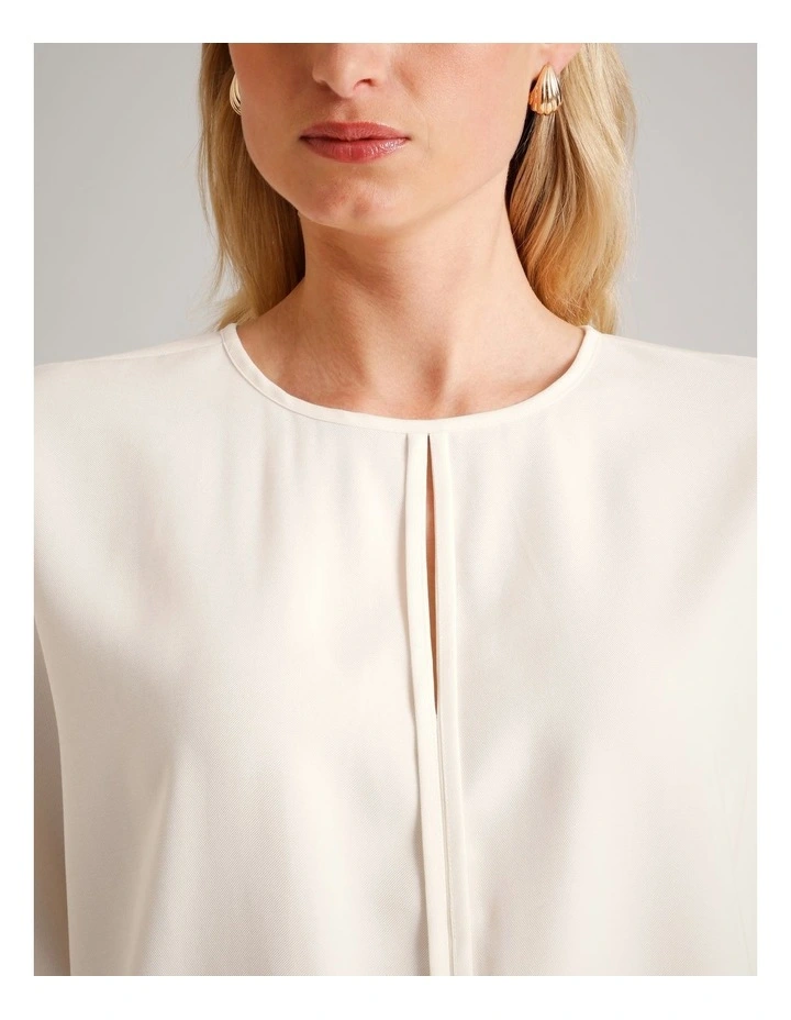 Viscose Blend Keyhole Top in Ecru image 4