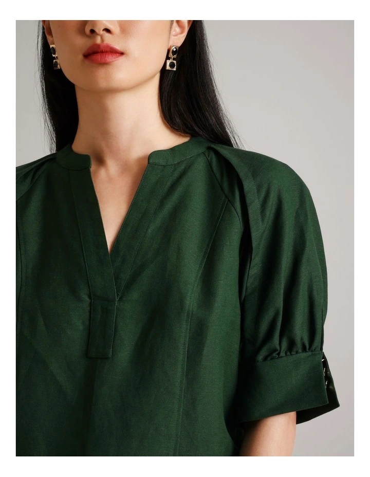 Linen Pop Over Top in Dark Green image 6