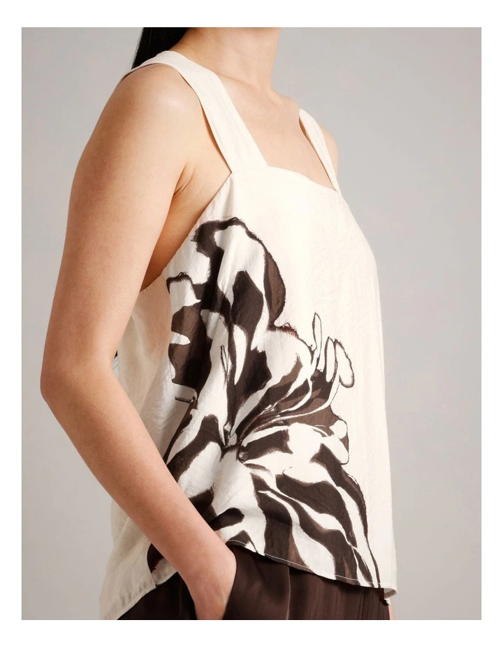 Placement Floral Knot Back Top in Assorted image 6