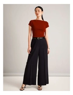 Textured Polyester Wide Leg Pant in Black