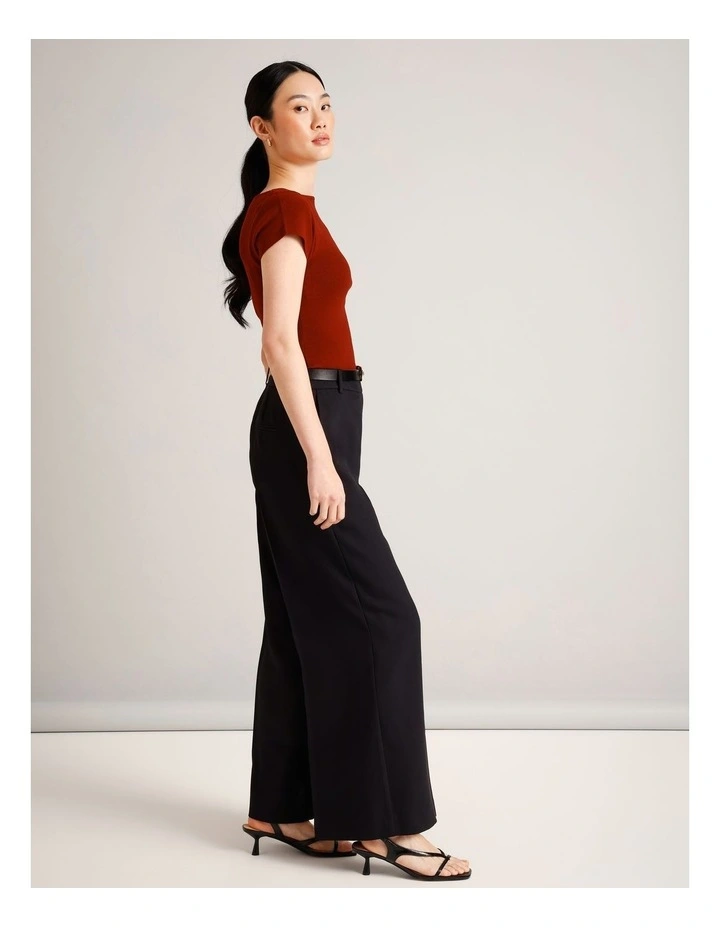 Textured Polyester Wide Leg Pant in Black image 4