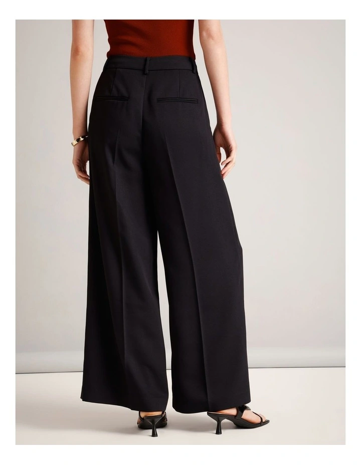 Textured Polyester Wide Leg Pant in Black image 5