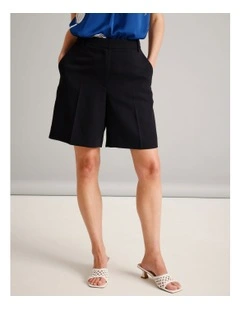 Bermuda Short in Black