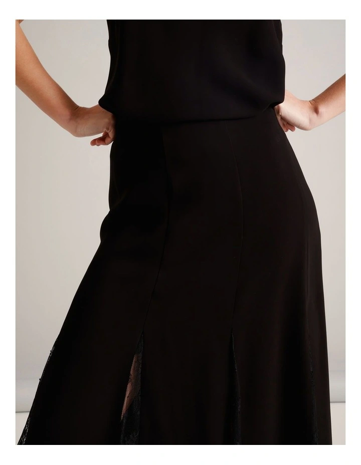 LACE INSERT MAXI SKIRT IN BLACK image 6