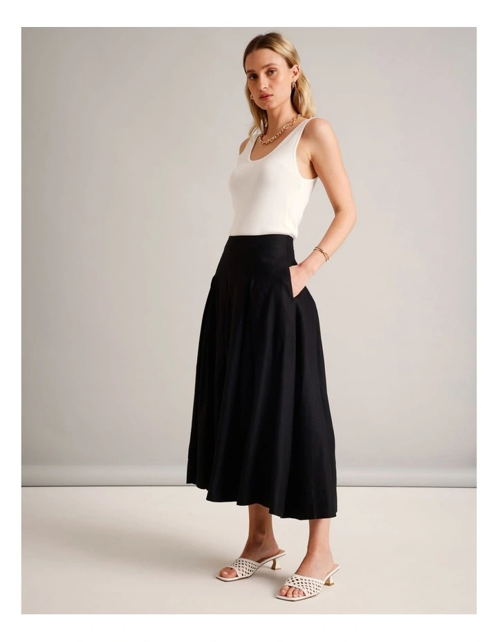 European Linen Blend Pleat Detail Skirt in Black image 4
