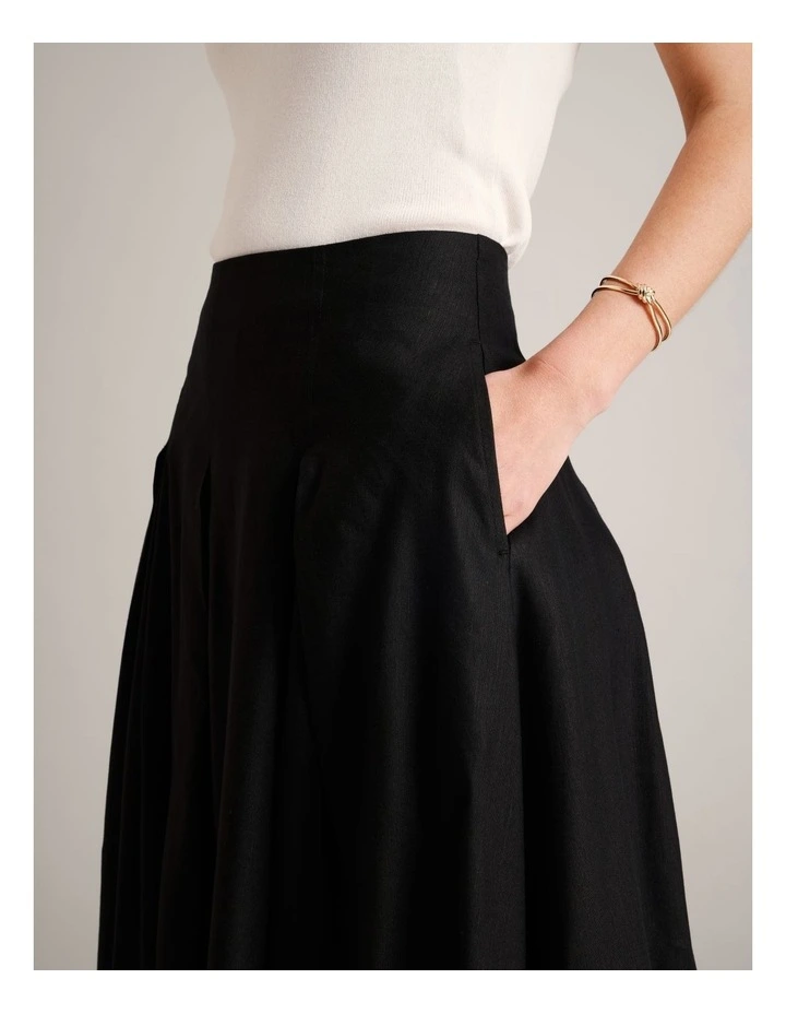 European Linen Blend Pleat Detail Skirt in Black image 5