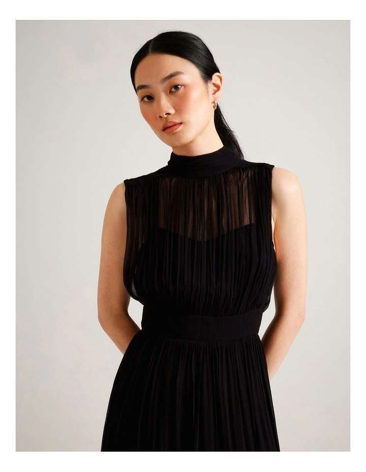 Sleeveless Yoryu Dress in Black image 3