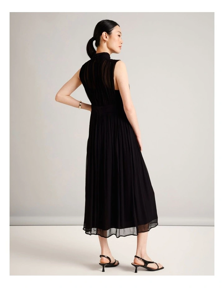 Sleeveless Yoryu Dress in Black image 4