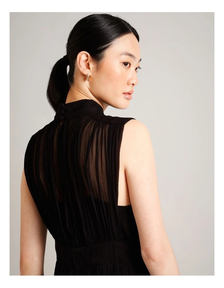 Sleeveless Yoryu Dress in Black image 5