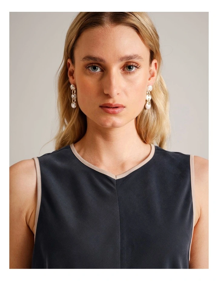 Contrast Detail Sleeveless Dress in Navy image 4