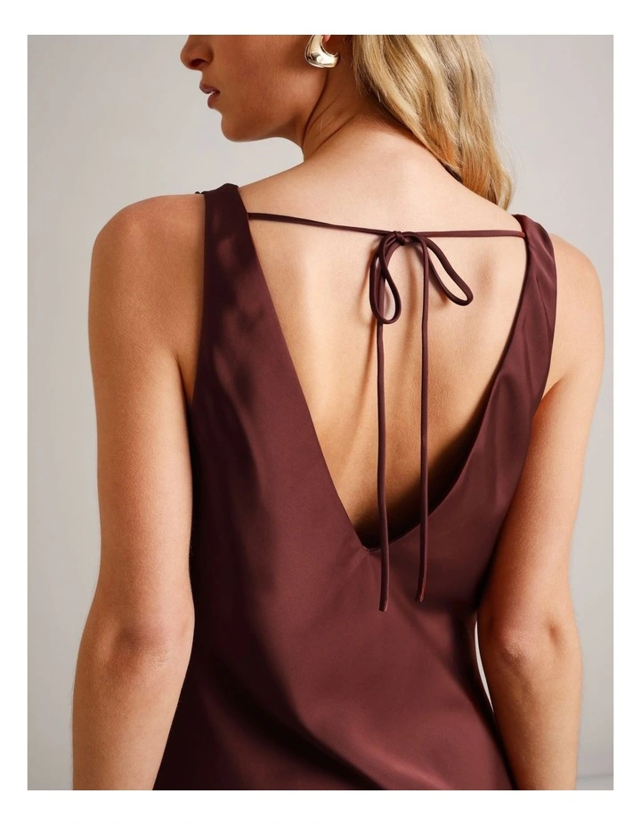 Twist Strap Satin Asymmetrical Hem Dress in Wine image 4