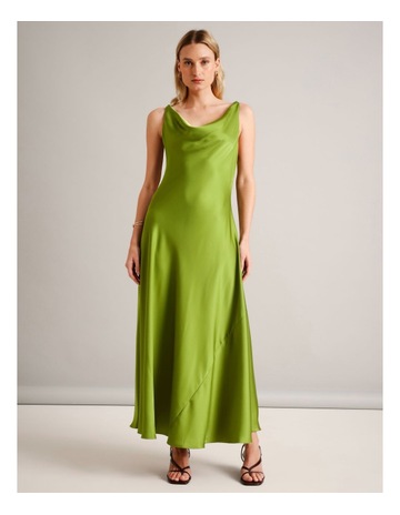 Chartreuse colour