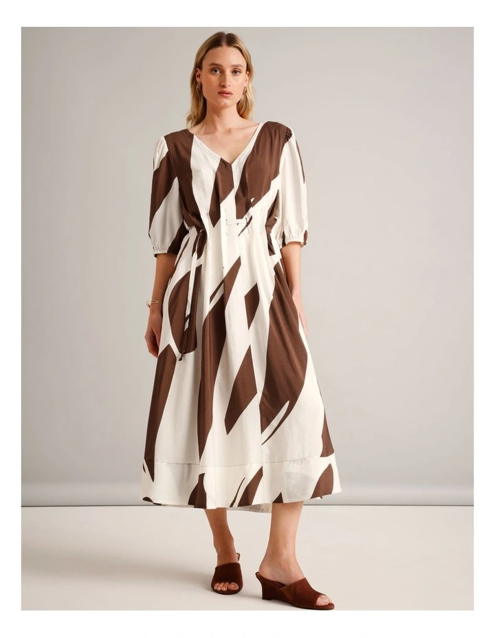 Sustainable Viscose Drawcord Detail Short Sleeve Dress in Assorted image 4