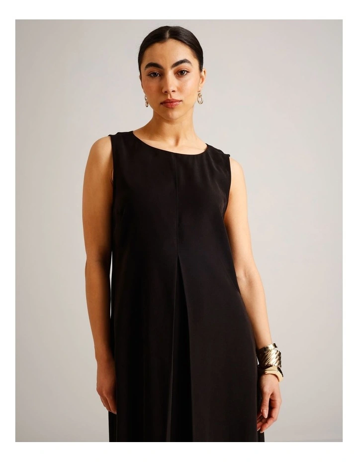 Sleeveless Relaxed Dress in Black image 5
