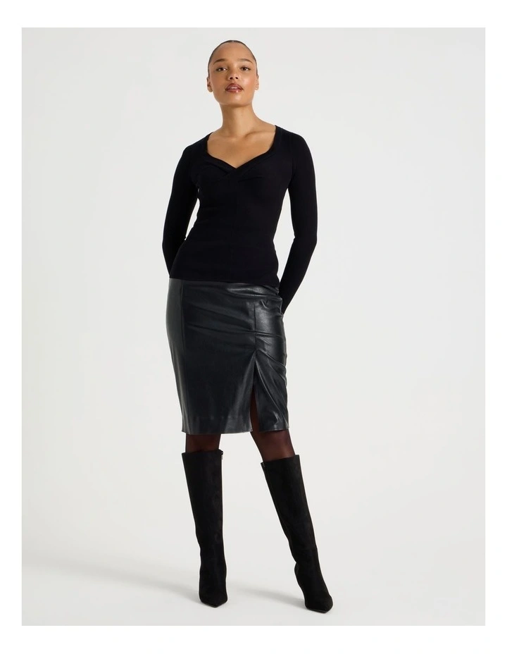 Twist V-Neck Long Sleeve Knit Top in Black image 2