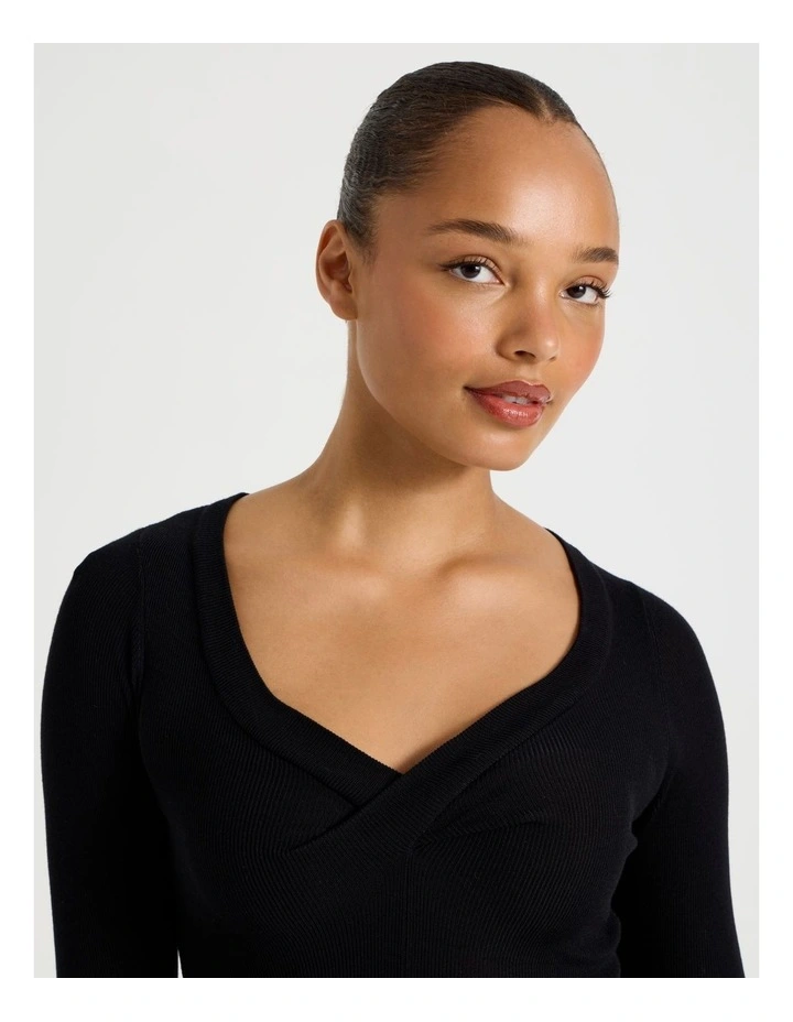 Twist V-Neck Long Sleeve Knit Top in Black image 6