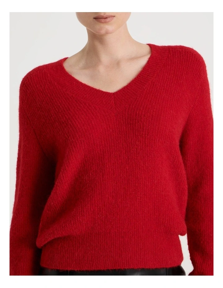 V Neck Knit Jumper in Red image 7