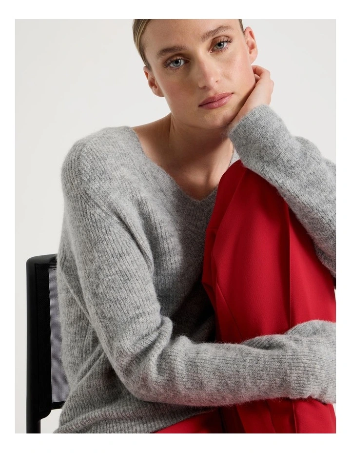 V Neck Knit Jumper in Grey image 7
