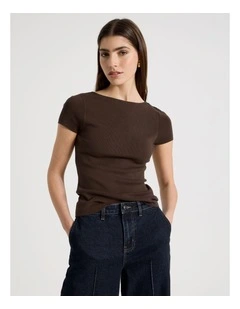 Boat Neck Short Sleeve Knit Top in Brown