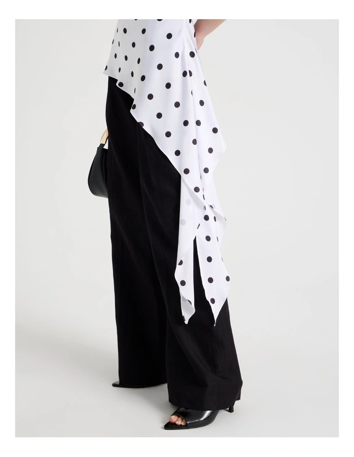 Asymmetrical Drape Halter Top in Black/White image 4