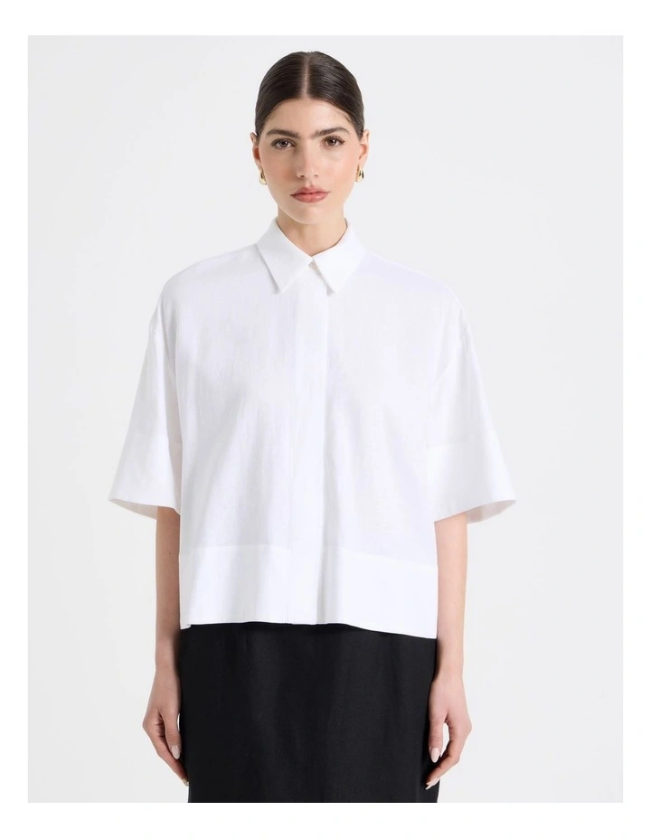 Short Sleeve Shirt in White image 6