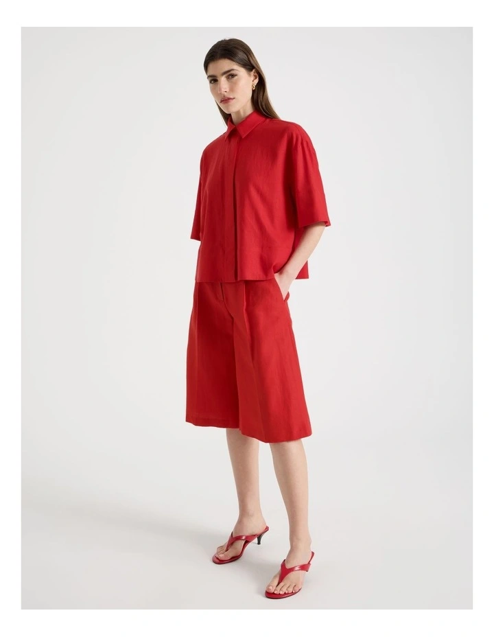 Short Sleeve Shirt in Red image 2