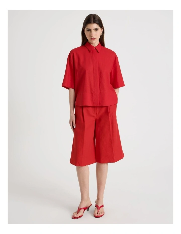 Short Sleeve Shirt in Red image 4