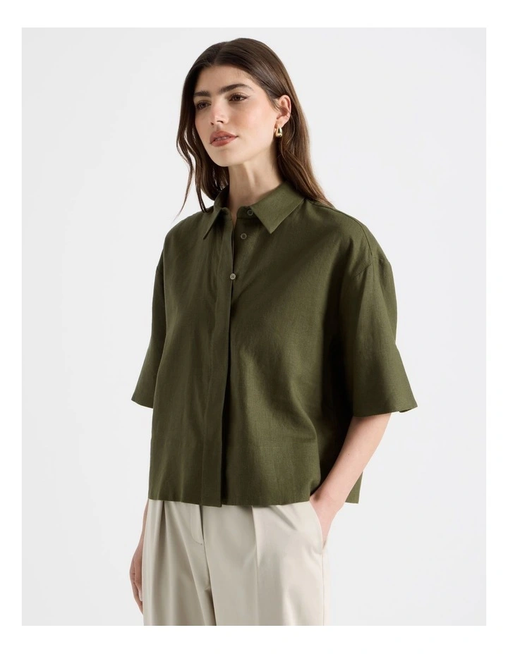 Short Sleeve Shirt in Khaki image 1