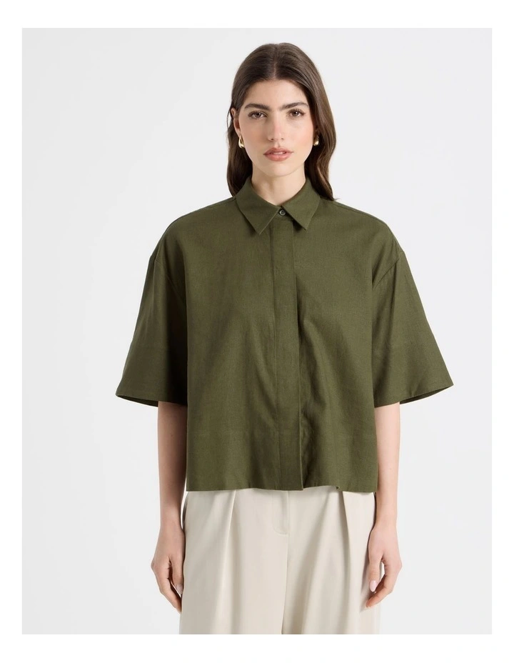 Short Sleeve Shirt in Khaki image 5