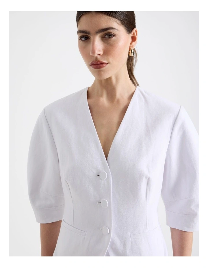 Cotton Linen Blend Collarless Oviod Sleeve Top in White image 3