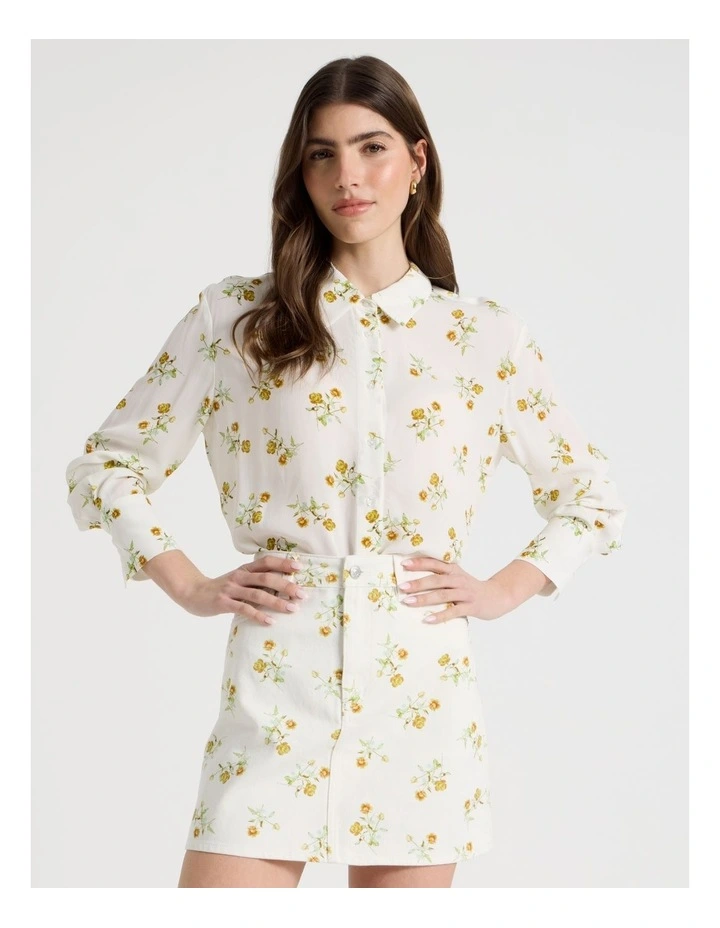 Flowy Shirt in Ivory image 1